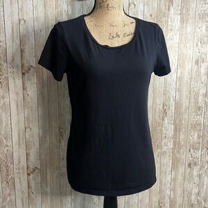 3/$15 ☮️ H&M Divided Solid Black Plain Short Sleeved T-Shirt